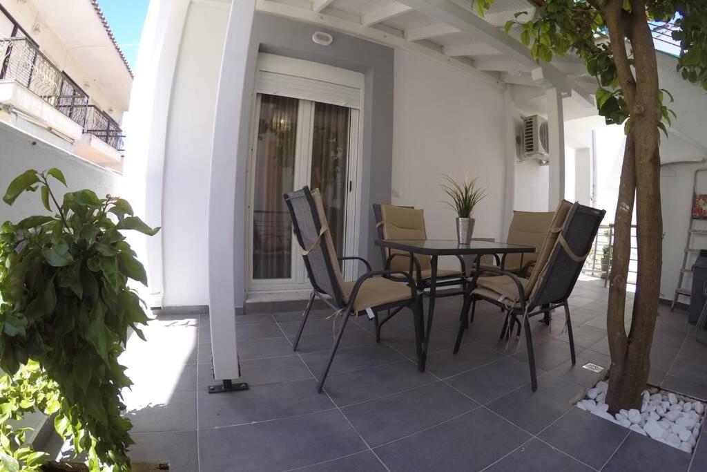 Polychrono New 2 Bedroom Apt. Just By The Sea! 외부 사진